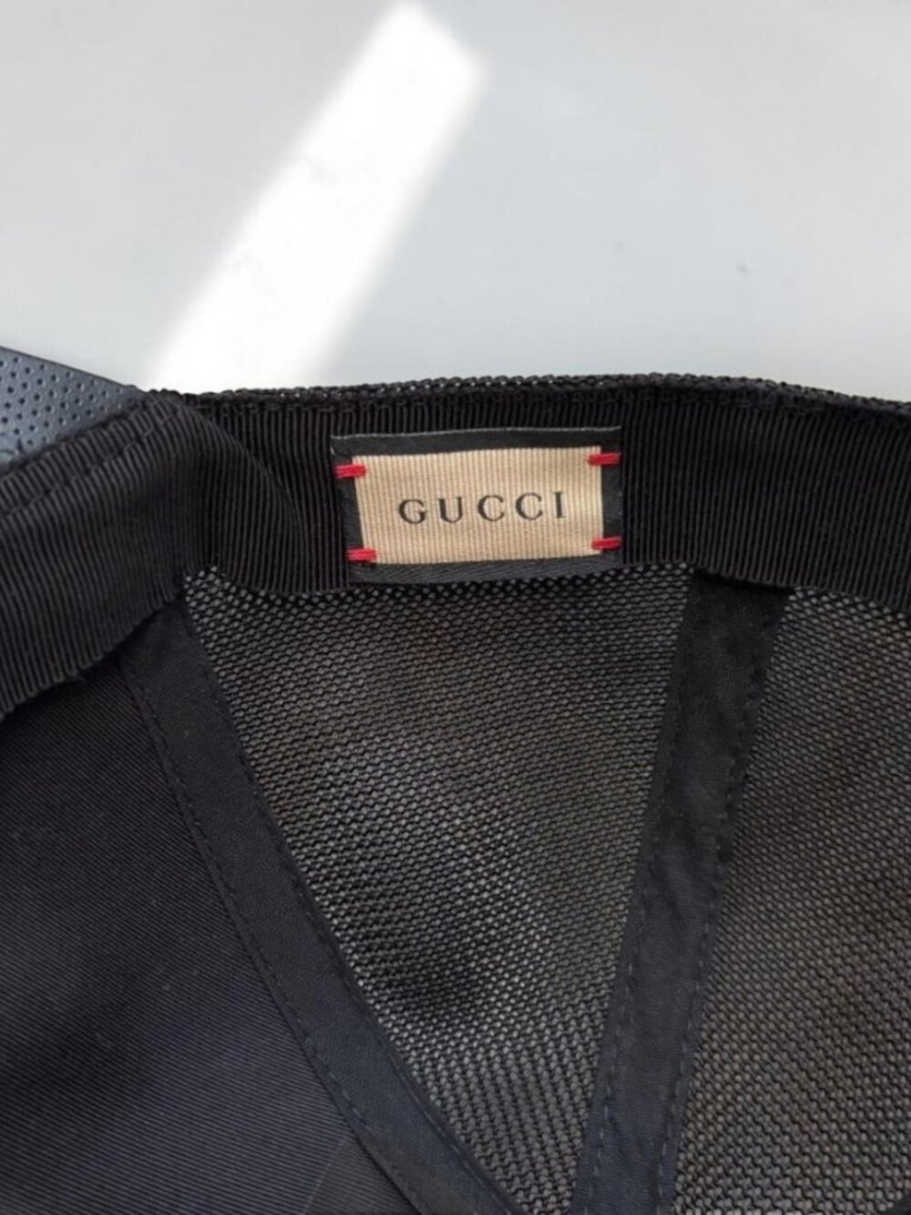 GUCCI GG Embossed Black Leather Mesh Trucker Baseball Cap Hat Italy + Dust Bag - Picture 8 of 10